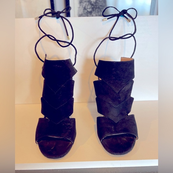 Microsuede black high heels! 🌟with chunky wood black heel Women’s size 8 - Picture 1 of 13